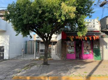 Casa · 110m² · 5 Ambientes · Casa + Local a La Venta Sobre Calle Muy Importante en San Antonio de Padua, Merlo - Bs. As.