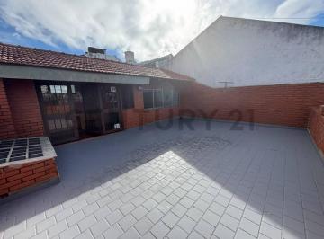 Casa · 150m² · 5 Ambientes · Alquiler Vivienda o Uso Profesional | Entre Av Cabildo y Av del Libert