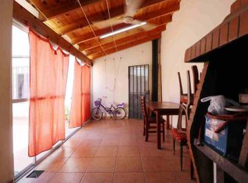 PH · 61m² · 4 Ambientes · 1 Cochera · Venta PH 4 Amb Caseros con Cochera - Patio - Quincho