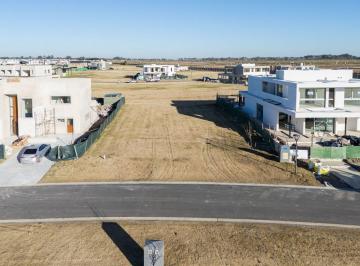 Terreno · 801m² · Lote Interno en Venta Terralagos Canning Permuta