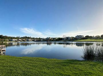 Terreno · 897m² · Lote en Venta en El Cazal a La Laguna