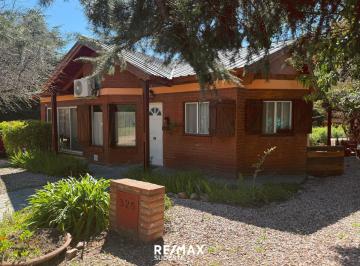 Casa · 182m² · 5 Ambientes · Venta Complejo X Permuta o Financiacion