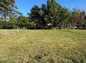 Terreno · 196m² · Lote en B. Cerrado "Santa María" C/ Financiación