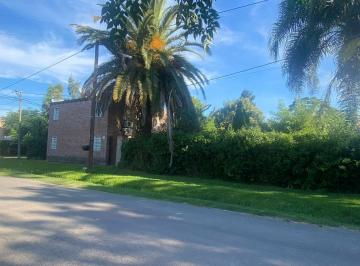 Casa · 90m² · 6 Ambientes · 1 Cochera · Casa en Venta