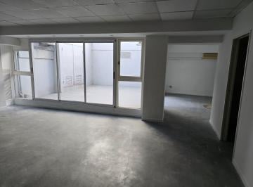 Oficina comercial · 168m² · 4 Ambientes · Oficina de 4 Ambientes en Alquiler en Recoleta