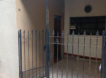 PH de 3 ambientes, Morón · PH Duplex de 80 m² de Tres Ambientes con Cochera en Alquiler en Villa Sarmiento