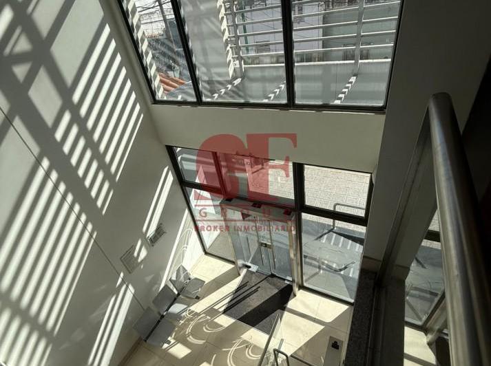 Edificio · 1082m² · 10 Ambientes