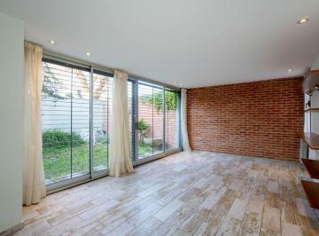 Casa · 137m² · 5 Ambientes · 2 Cocheras · Casa en Venta en Jose Hernandez