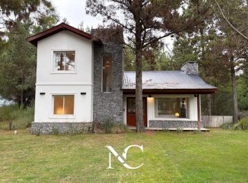 Casa · 150m² · 5 Ambientes · Casa en Venta en Costa Esmeralda