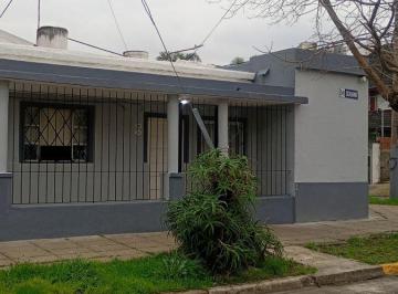 PH de 3 ambientes, Tres de Febrero · PH con 2 Dorm. en Alquiler en Villa Bosch