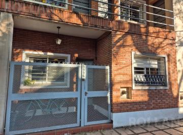 PH · 60m² · 2 Ambientes · Muy Buen PH de 2 Amb. en Planta Baja en Alquiler en Carapachay!
