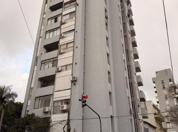 Departamento de 3 ambientes, Vicente López · 3 Ambientes en La Lucila, en Venta, Piso 9 con Vista Abierta