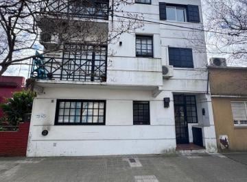 Departamento de 1 ambiente, La Plata · Departamento de 40 m² Liv Comedor, Dormitorio, Balcón, Aire Acondicionado en Alquiler en La Plata