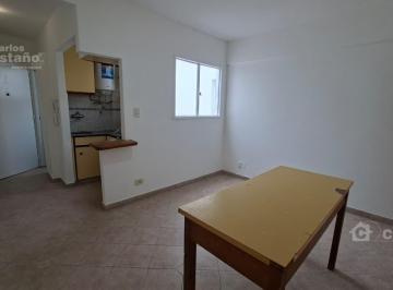 Departamento · 35m² · 2 Ambientes · Exc. Dto. 2 Amb. Al Frente Sobre Av Maipu
