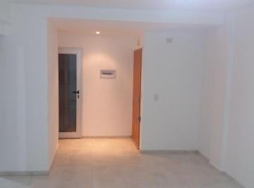 Departamento de 2 ambientes, Morón · Alquilo Excelente Depto. Castelar Centrico
