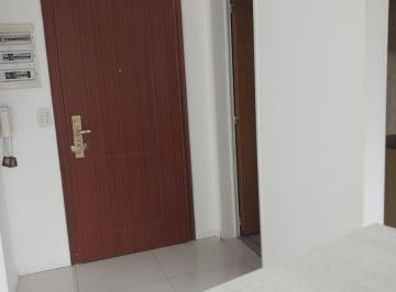 Departamento en Venta de 4 ambientes  · Balbin y Rivera. Piso de 4 Ambientes en Duplex. Frente. Balcon. No Apto Credito