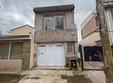 PH · 88m² · 3 Ambientes · 1 Cochera · Venta PH Duplex Zona Pompeya a Terminar 50%