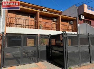 Casa · 60m² · 2 Ambientes · Duplex 3 Ambientes en Alquiler Ramos Mejía