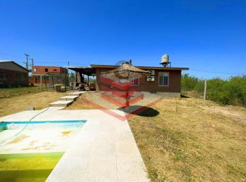 Casa · 89m² · 3 Ambientes · 1 Cochera · Casa en Venta en Bialet Massé, con Piscina Amplio Parque
