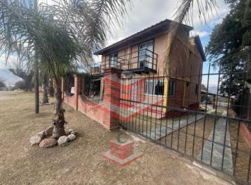 Casa · 555m² · 15 Ambientes · 1 Cochera · Complejo de 5 Cabañas Casa en Venta en Villa Parque Siquimán Sobre Ruta 38 Frente Al Lago