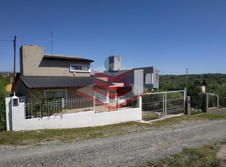 Casa · 110m² · 7 Ambientes · 2 Cocheras