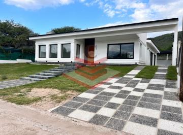 Casa · 355m² · 3 Dormitorios · 1 Cochera · Venta Casa en S Antonio Arre. Bº Cerrado El Dorado 2 Ref T 2120