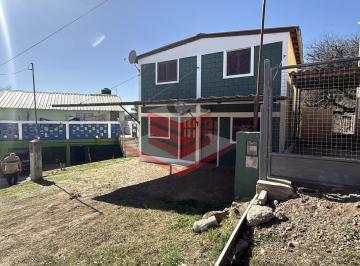 Casa · 85m² · 7 Ambientes · 2 Cocheras · Dos Duplex en Venta en Bialet Masse con Vista Al Lago y a Las Sierras Ref: 336