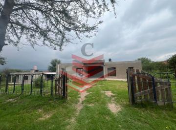 Casa · 320m² · 9 Ambientes · Venta Casa en Cosquín a Terminar con Amplios Espacios a 300 m de La R 38