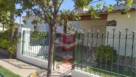 Casa · 59m² · 3 Ambientes · 2 Cocheras