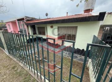 Casa · 130m² · 3 Ambientes · 1 Cochera · Casa en Venta en Santa María de Punilla | 2 Dorm. | Gas Natural | a 200 m Ruta 38 | Ref. 2172