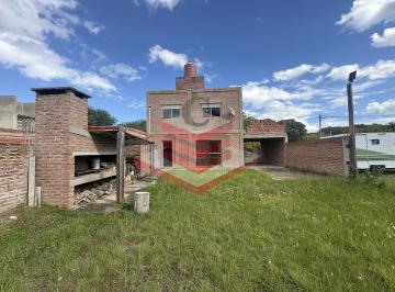 Casa · 321m² · 7 Ambientes · 1 Cochera · Casa en Venta en Santa María de Punilla a 30 m del Río Cosquín
