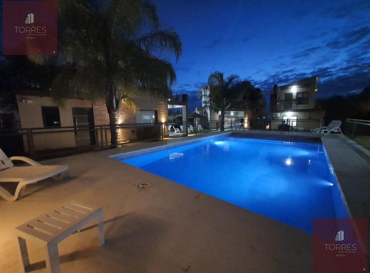 Hotel · 1065m² · 9 Ambientes · 5 Cocheras