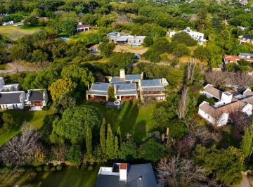 Casa de 9 ambientes, Villa Allende · Exclusiva Residencia en Villa Allende Golf | 590 m² Cubiertos Sobre 3.570 m² de Terreno