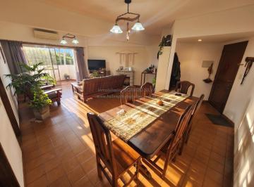 PH · 123m² · 4 Ambientes · PH en Lanús Oeste