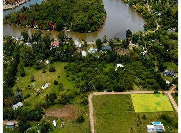Terreno , Gualeguaychú · Terreno en Venta de 2400 m² Zona Camino de La Costa, Ubicado en Esquina. Gualeguaychú.