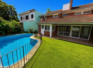 Casa de 6 ambientes, San Isidro · Excelente Chalet en Dos Plantas en El Corazon de Martinez con Piscina