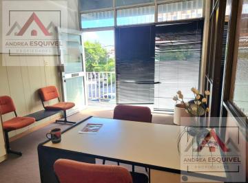 Oficina comercial · 45m² · 4 Ambientes · Oficina Doble en Alvarado y La Rioja