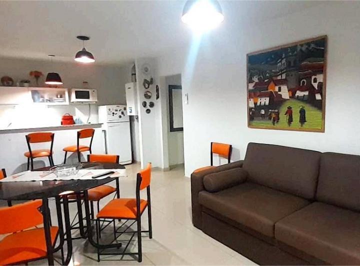 Departamento · 48m² · 2 Ambientes · 1 Cochera