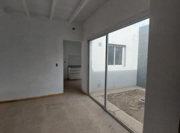 Casa · 70m² · 4 Ambientes · Venta Casa Maipu a Estrenar Complejo Privado