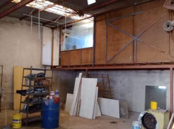 Bodega-Galpón · 167m² · Galpón/taller/deposito 300 m² Aprox