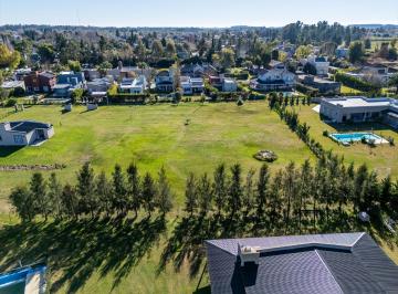 Terreno · 2533m² · Venta Lote 2500 m² Chascomus Barrio Semicerrado