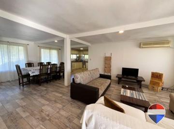 Casa · 174m² · 5 Ambientes · Casa 5 Ambientes Venta Chacras de La Trinidad