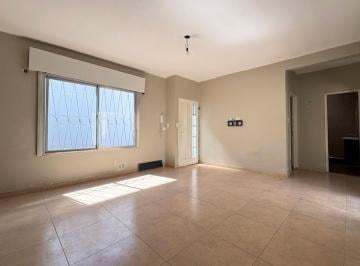PH · 51m² · 3 Ambientes · PH 3 Ambientes Venta Caseros Patio Interno
