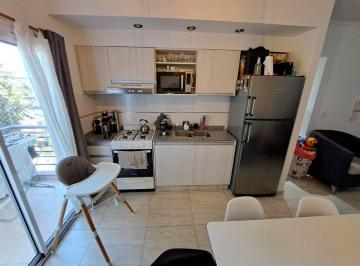 Departamento · 34m² · 2 Ambientes · Departamento 2 Ambientes + Venta + Caseros Balcón