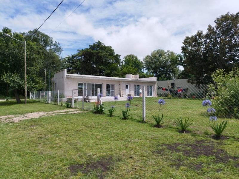 Casa 3 ambientes moderna en El Tejado