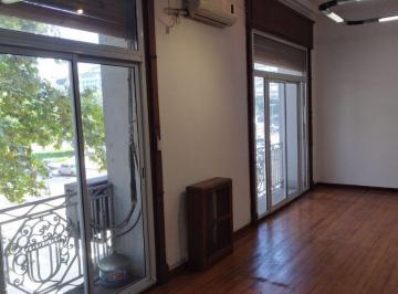 Oficina comercial · 33m² · 1 Cochera · Venta Oficina Centro, Renovada C/balcon y Cochera