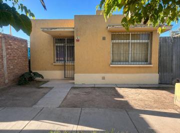 Casa · 57m² · 3 Ambientes · Venta Casa Ipv, Las Heras, Apto Financiación.