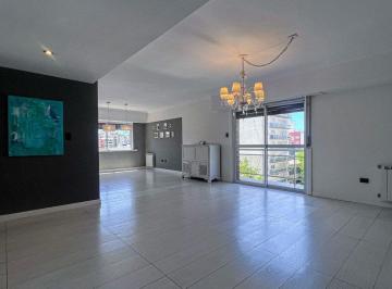 Departamento · 181m² · 5 Ambientes · 1 Cochera · Venta Departamento 5 Ambientes La Perla