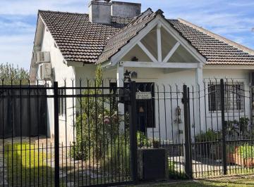 Casa · 116m² · 3 Ambientes · 1 Cochera · Casa en Venta Pilar Apto Crédito 3 Amb. Altillo