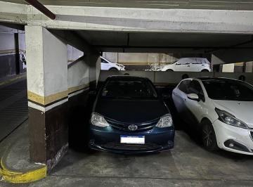 Garage · 12m² · Venta Cochera Fija Para Auto en Caballito